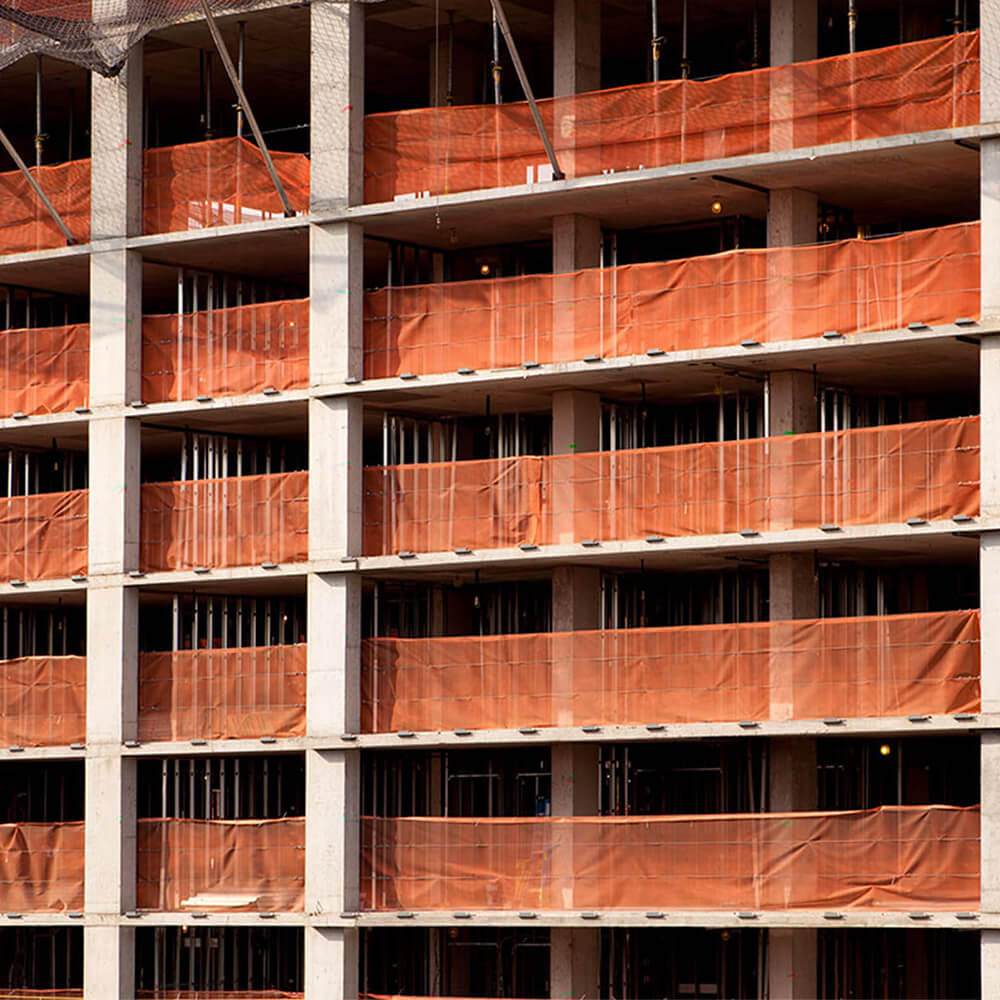 Plasele de siguranță ignifuge au devenit o necesitate de bază în clădiri