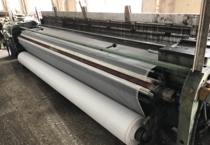 Mașină de tricotat plat